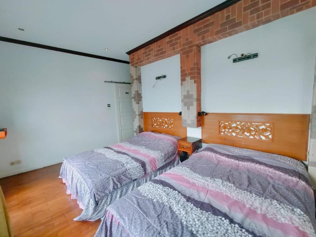 Villa Santika Puncak Pass Cimacan Экстерьер фото