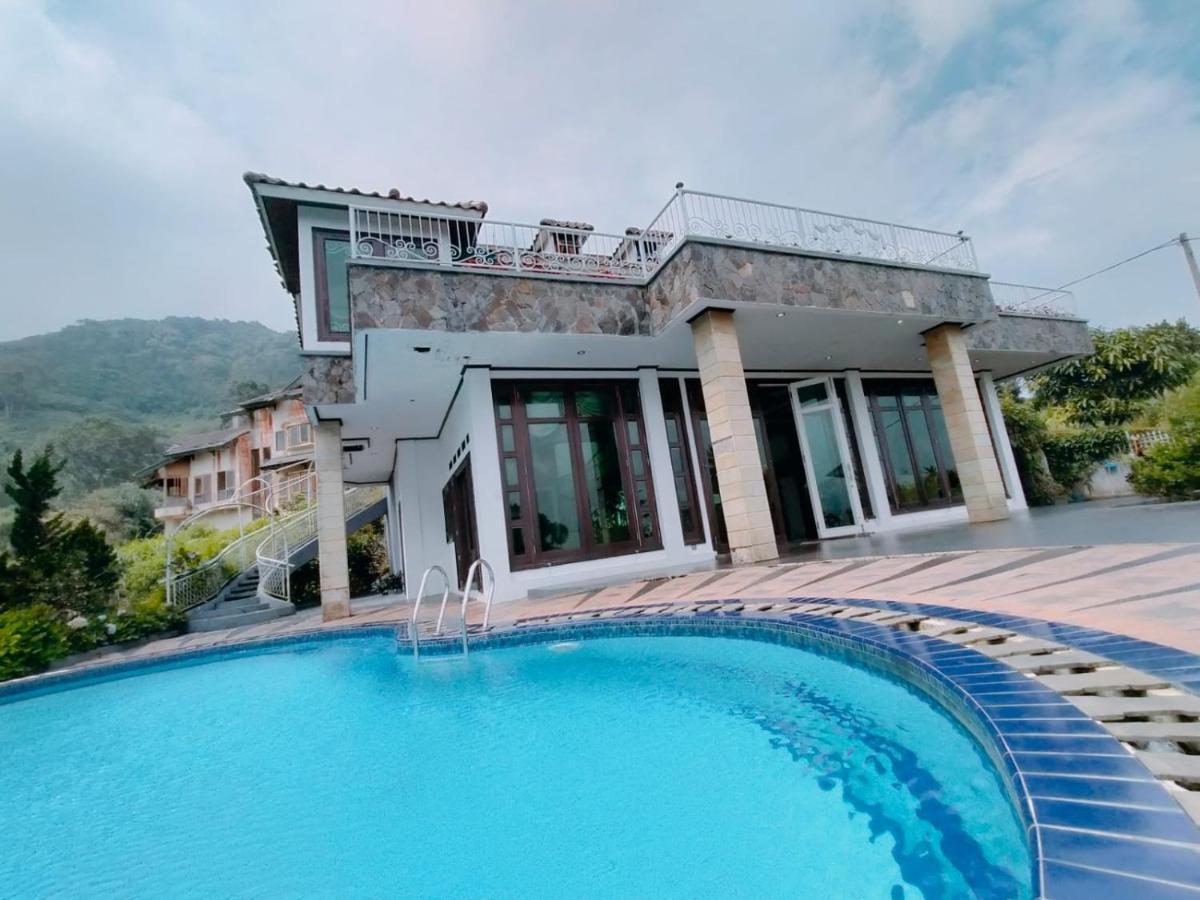 Villa Santika Puncak Pass Cimacan Экстерьер фото
