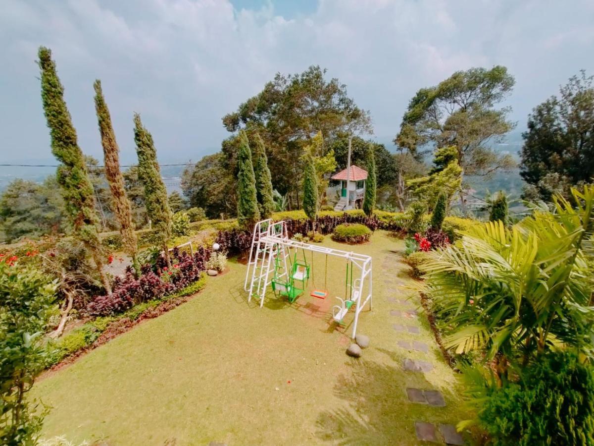 Villa Santika Puncak Pass Cimacan Экстерьер фото