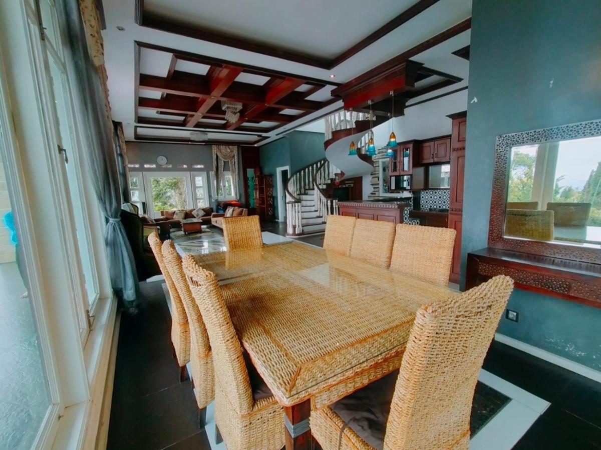 Villa Santika Puncak Pass Cimacan Экстерьер фото